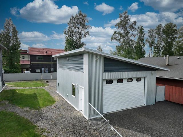 2101 SOUTHERN AVENUE, Fairbanks, AK 99709