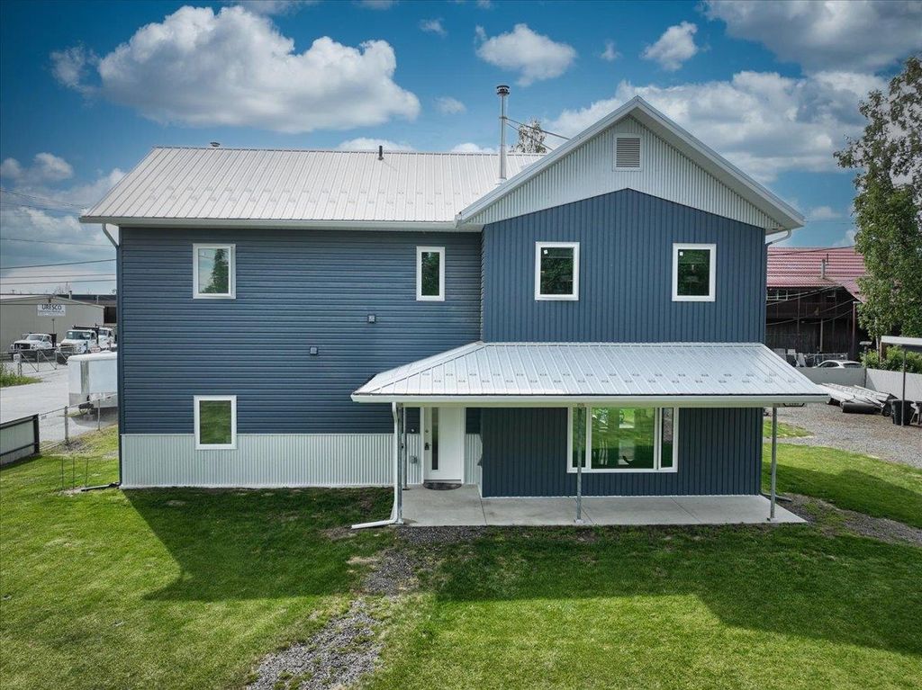 2101 SOUTHERN AVENUE, Fairbanks, AK 99709