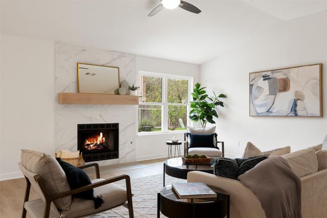 8104 Doe Meadow DR, Austin, TX 78749