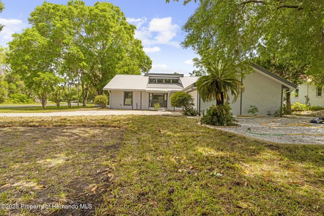 11599 W Timberlane Drive, Homosassa, FL 34448