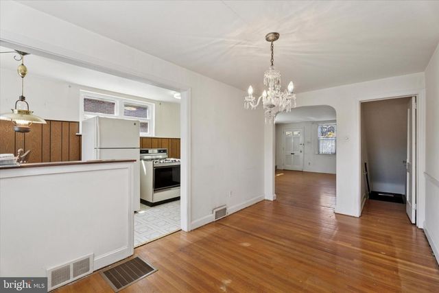 2568 STONEYBROOK LN, Drexel Hill, PA 19026