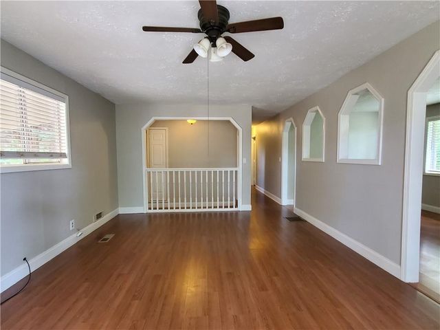 931 Auburn Road, Dacula, GA 30019