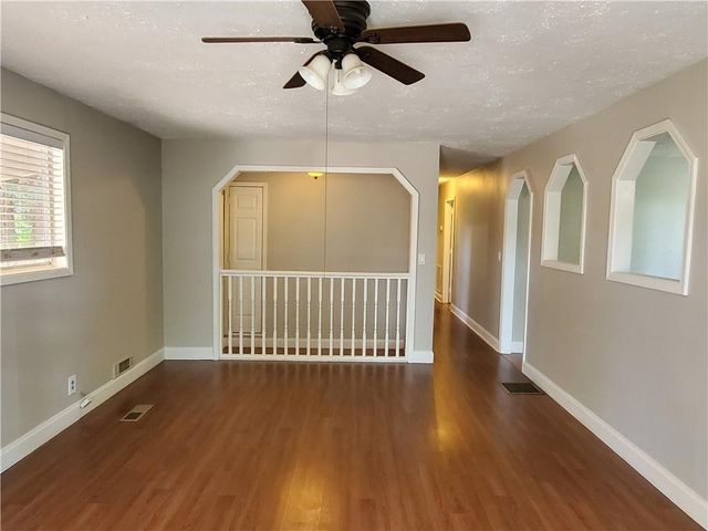 931 Auburn Road, Dacula, GA 30019