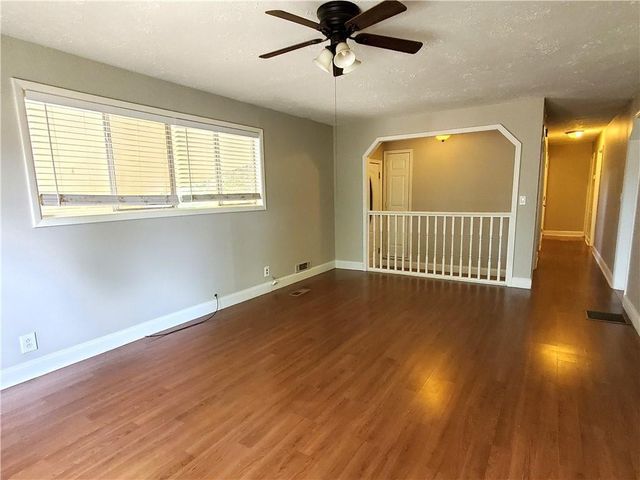 931 Auburn Road, Dacula, GA 30019