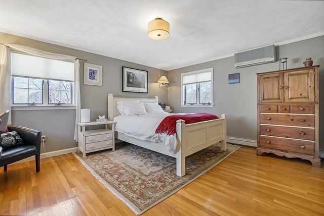 21 Sewall Ave, Winthrop, MA 02152