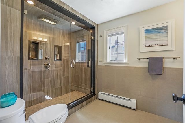 21 Sewall Ave, Winthrop, MA 02152
