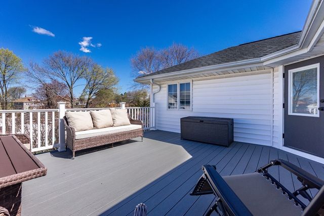 21 Sewall Ave, Winthrop, MA 02152