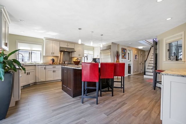 21 Sewall Ave, Winthrop, MA 02152