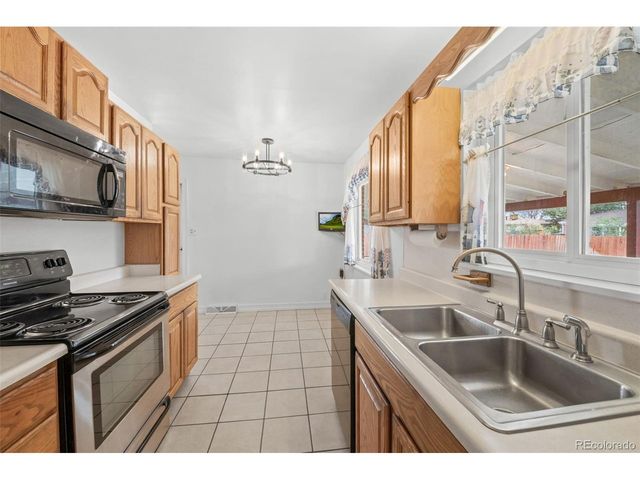 5037 S Grove St, Englewood, CO 80110