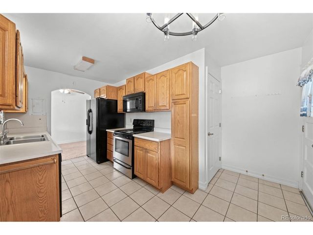 5037 S Grove St, Englewood, CO 80110