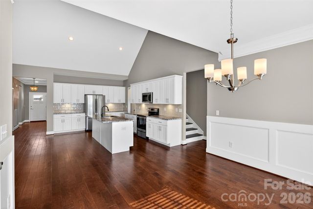 415 S Pendernale Drive, Moore, SC 29369