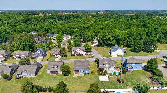 415 S Pendernale Drive, Moore, SC 29369