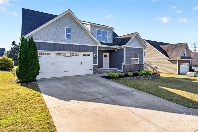 415 S Pendernale Drive, Moore, SC 29369