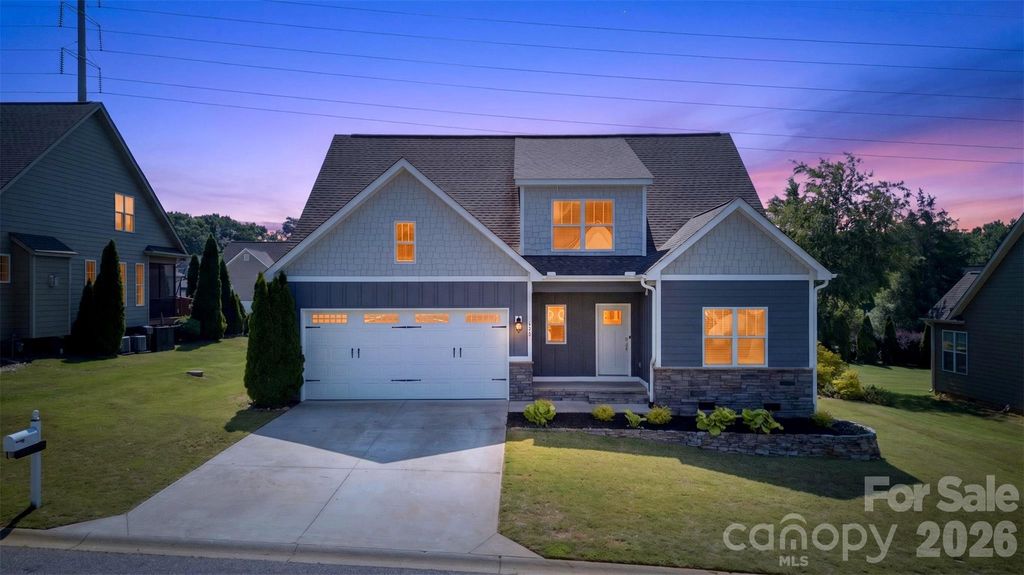 415 S Pendernale Drive, Moore, SC 29369