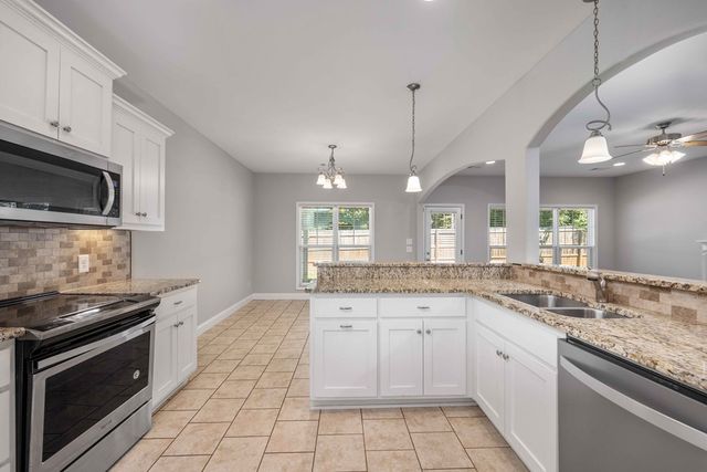 1080 Hudson Mill Circle, Hamilton, GA 31811