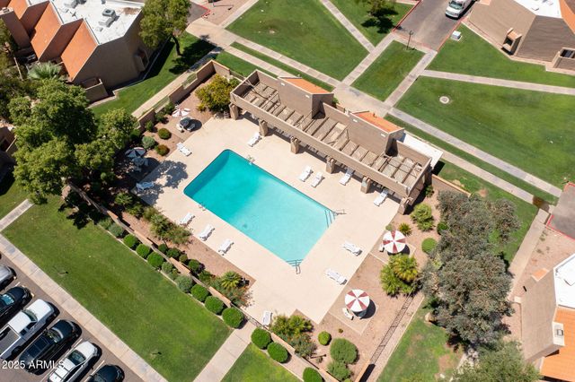 7338 N 43rd Avenue, Glendale, AZ 85301