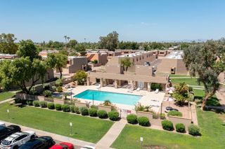 7338 N 43rd Avenue, Glendale, AZ 85301