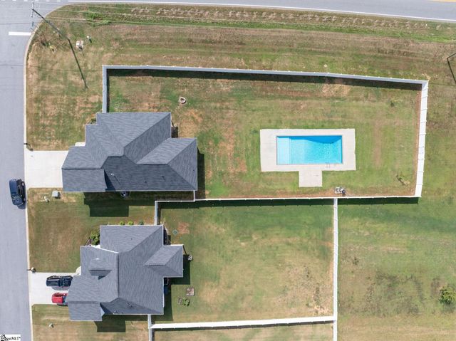 101 Carolina Drive, Piedmont, SC 29673