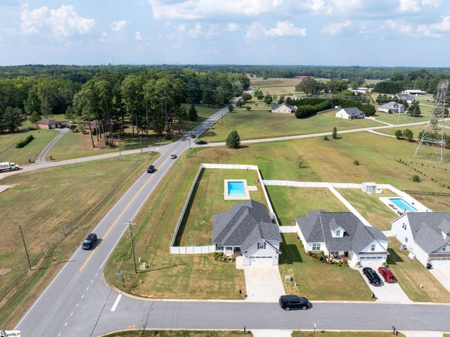 101 Carolina Drive, Piedmont, SC 29673