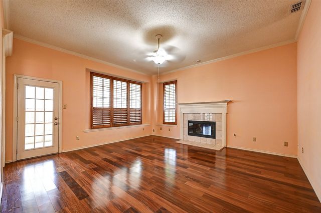 3311 Greenglen Circle, Carrollton, TX 75007