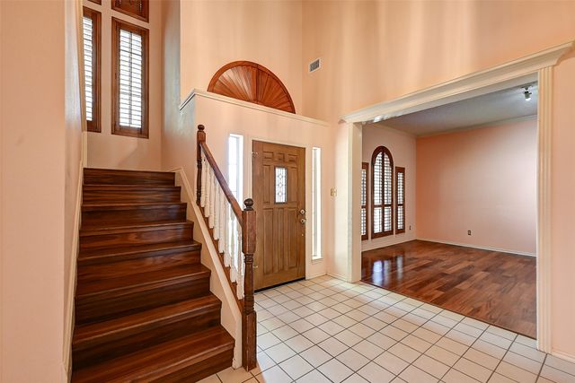 3311 Greenglen Circle, Carrollton, TX 75007