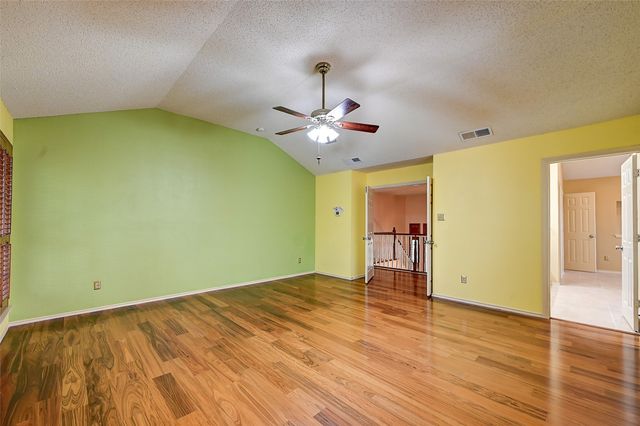 3311 Greenglen Circle, Carrollton, TX 75007