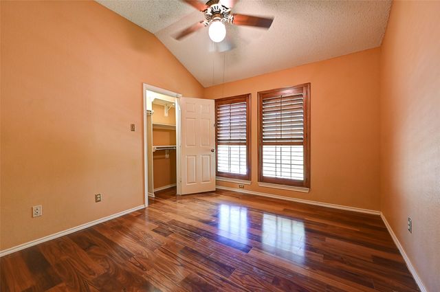 3311 Greenglen Circle, Carrollton, TX 75007