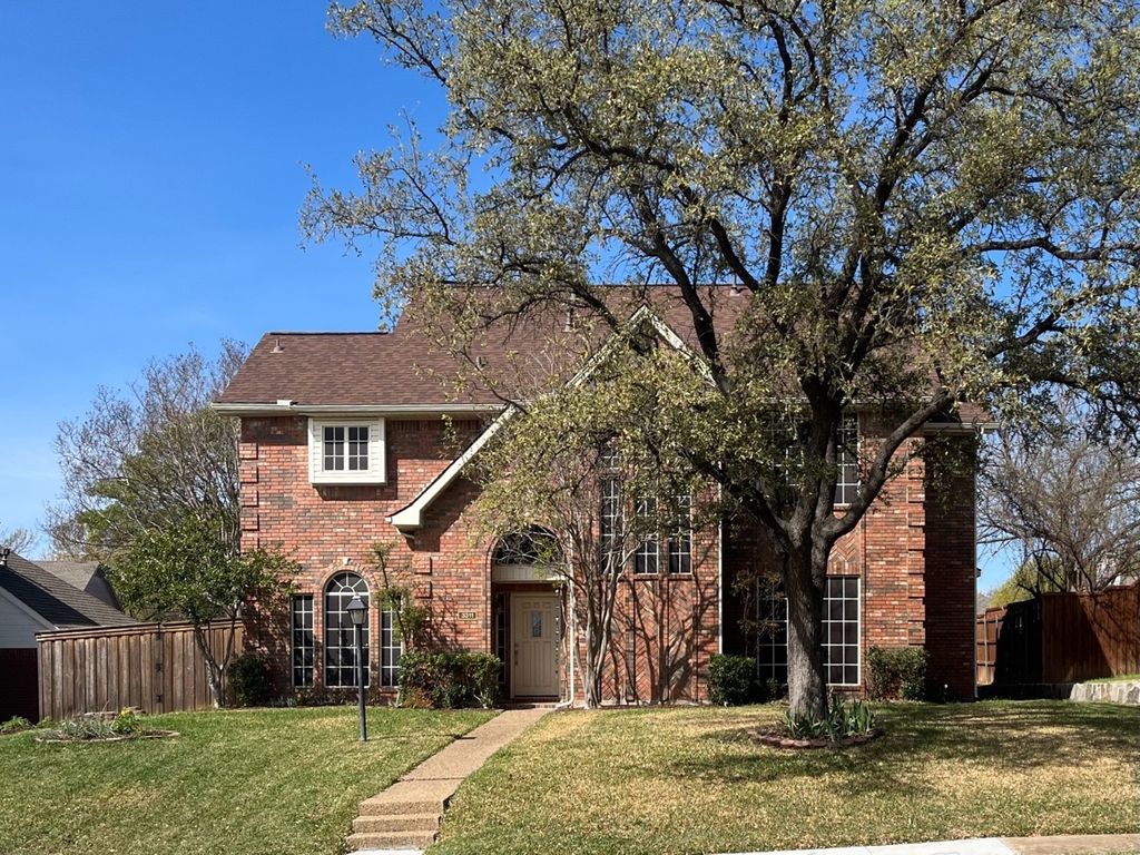 3311 Greenglen Circle, Carrollton, TX 75007