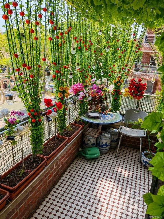138-15 Franklin Avenue 319, Flushing, NY 11355