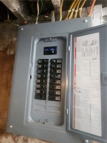 939 Beaver Rd, Ambridge, PA 15003