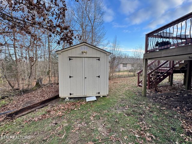 1044 Ackia Drive, Crossville, TN 38572