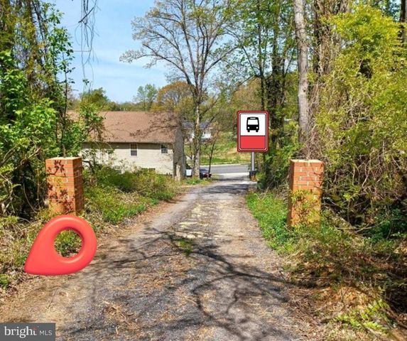 RIVERDALE RD, Lanham, MD 20706