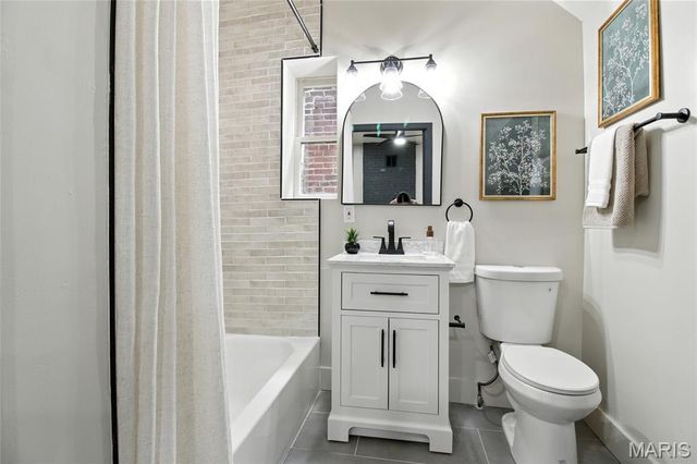 3125 Morganford Road, St Louis, MO 63116