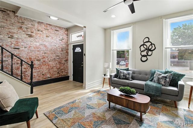 3125 Morganford Road, St Louis, MO 63116