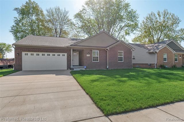 15126 Brookfield Street, Livonia, MI 48154