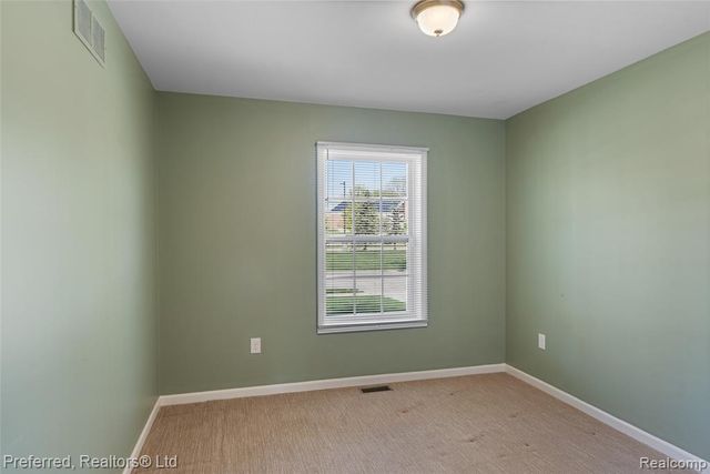 15126 Brookfield Street, Livonia, MI 48154