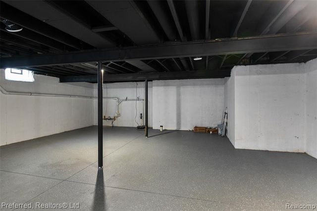 15126 Brookfield Street, Livonia, MI 48154