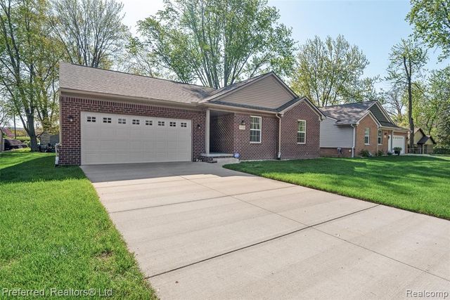 15126 Brookfield Street, Livonia, MI 48154