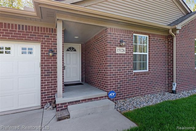 15126 Brookfield Street, Livonia, MI 48154