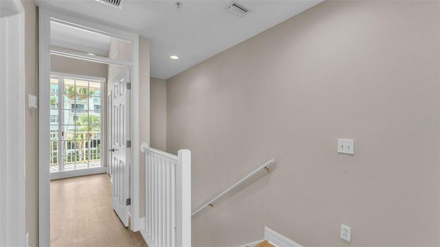 549 BAHIA BEACH BOULEVARD, Ruskin, FL 33570