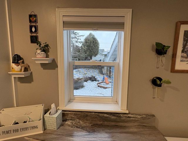 432 W 11th Avenue, Oshkosh, WI 54902