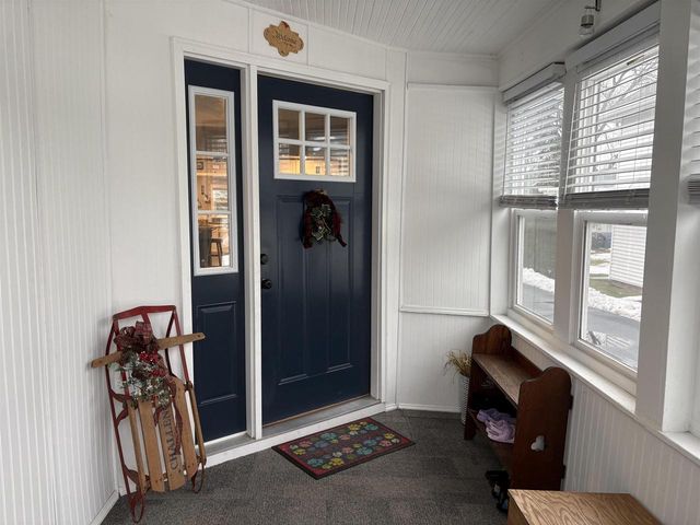 432 W 11th Avenue, Oshkosh, WI 54902