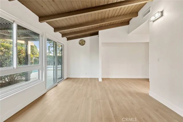 9466 Warbler Avenue, Fountain Valley, CA 92708