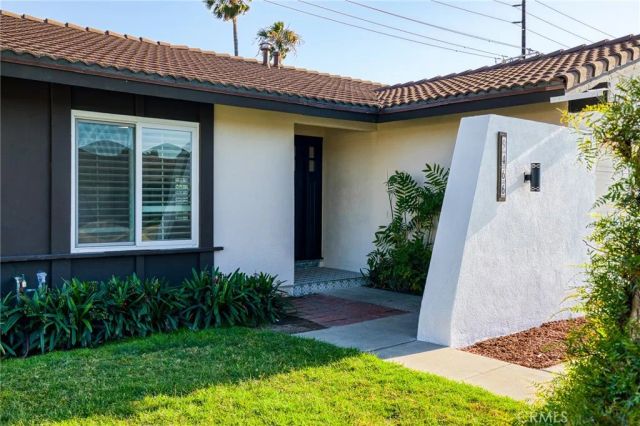9466 Warbler Avenue, Fountain Valley, CA 92708