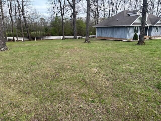 909 Creamery Road, West Plains, MO 65775