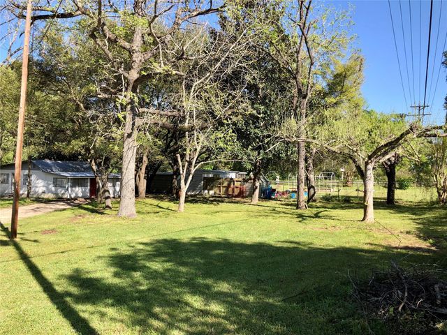 1411 Tx-150 Highway, Coldspring, TX 77331