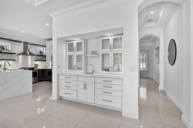 500 NE Wavecrest Way, Boca Raton, FL 33432