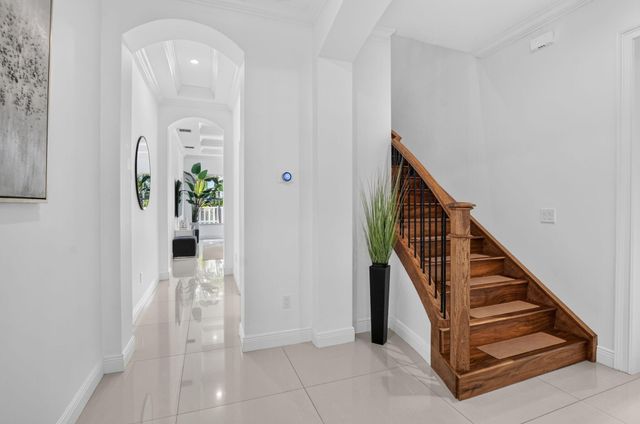 500 NE Wavecrest Way, Boca Raton, FL 33432