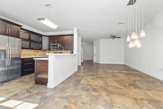 7809 NW 114th Path, Doral, FL 33178