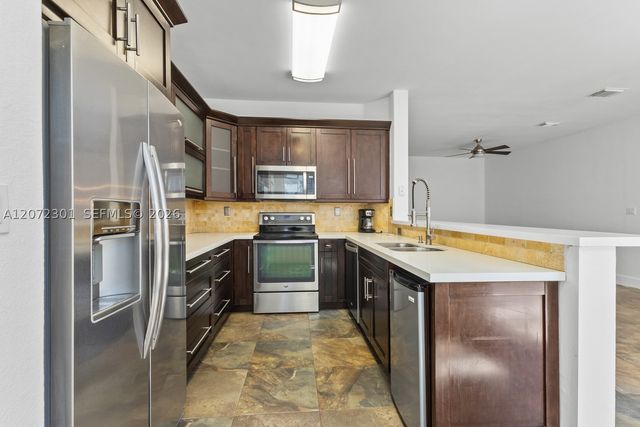 7809 NW 114th Path, Doral, FL 33178